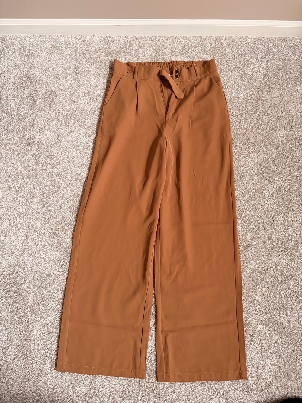 Wide-Leg High-Waist Pants in Rust - Picture 2 of 3